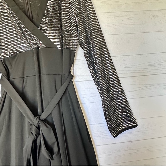 Jumpsuit Long Sleeve Metallic Sequin - Picture 4 of 8